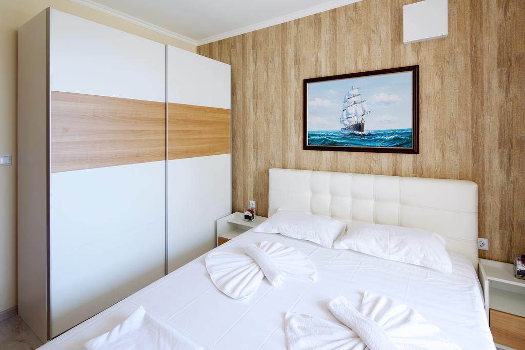 Villa Sardinia Apartments Sveti Vlas Esterno foto