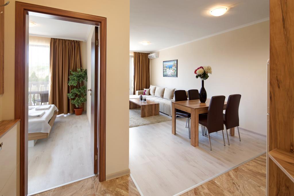 Villa Sardinia Apartments Sveti Vlas Esterno foto