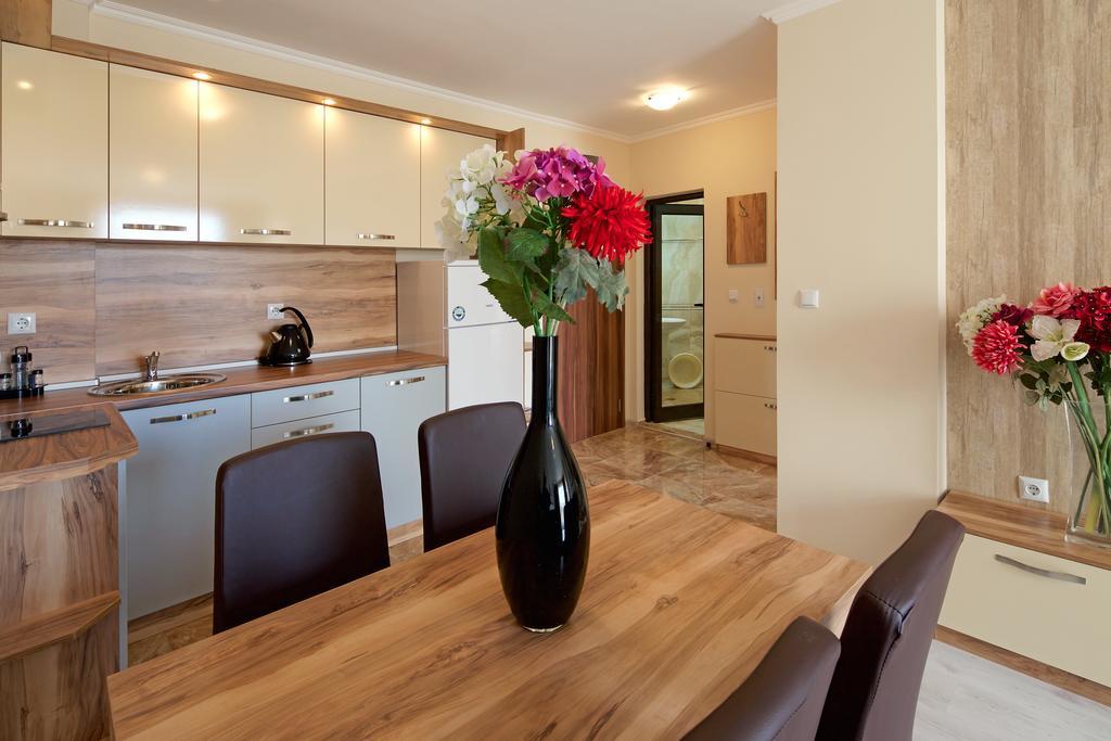 Villa Sardinia Apartments Sveti Vlas Esterno foto